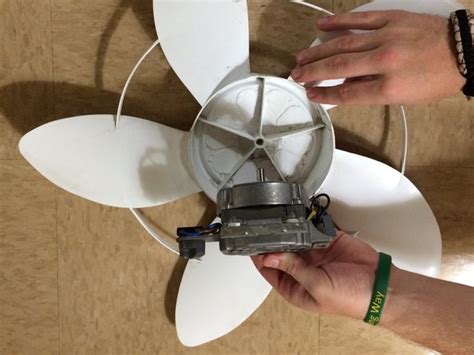 holmes box fan electric motor will not start|fan motor turns but won't turn.